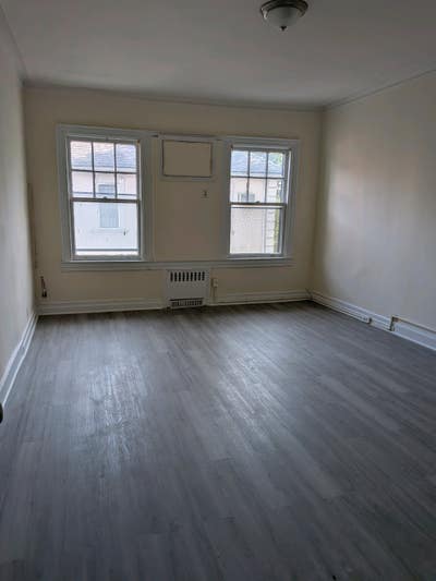 Massive room in Gorgeous brand new apartment  Main Photo