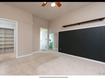 Large En Suite With Private Bathroom! Main Photo