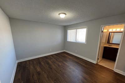 Glendale Room $780 / month Main Photo