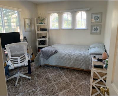 Furnished room in a great area! Main Photo