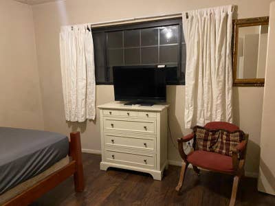 Furnished room for rent in Northridge, California Main Photo
