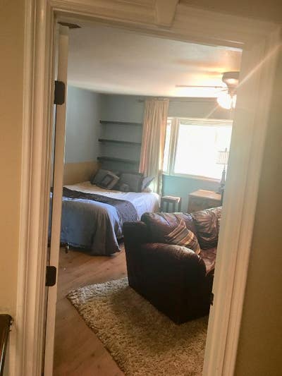 Studio_likeHUGE Rm. Safepeaceful environment.  Main Photo