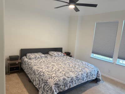 Fully furnished Room with Study and private bath Main Photo