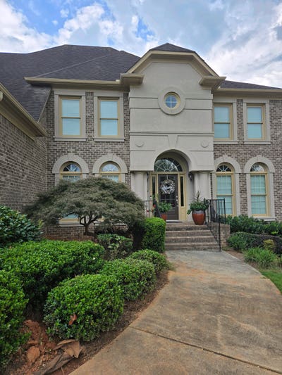 Upscale Living Quiet Community  Main Photo