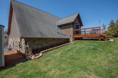 West Jefferson Duplex: Convenient LocationBeautifu Main Photo