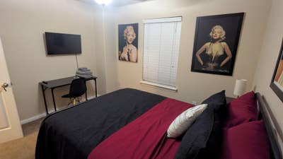 Rockin HTX House near MetroRail & Downtown.  Main Photo