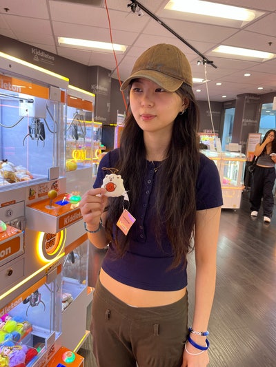 23 year old female looking for a room in Brea Main Photo