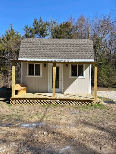  Tiny house for rent in MidwayTX Main Photo