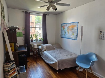 A Room in Boerum Hill  Main Photo