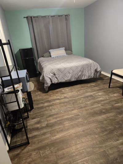 One furnished Bedroom upstairs for rent Main Photo