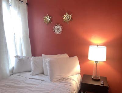 Philly | Stylish Room by Temple U & Hospital Main Photo