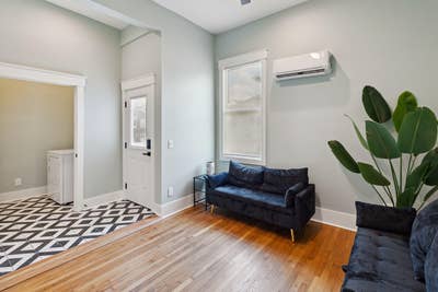 1133 E Henry St, Savannah, GA 31404 Main Photo