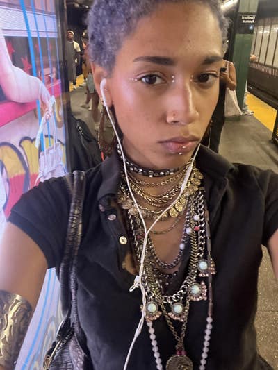 Room wanted in NYC Main Photo