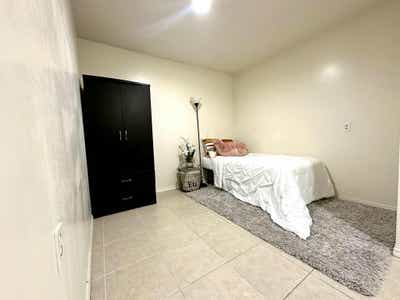   quiet & private  bedroom  UCLA  & SMC Main Photo