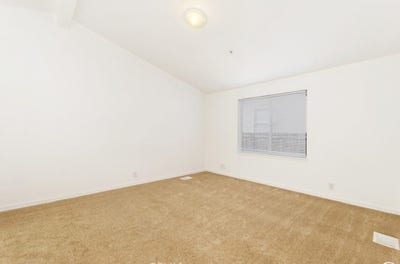 Rooms for rent - women only Main Photo