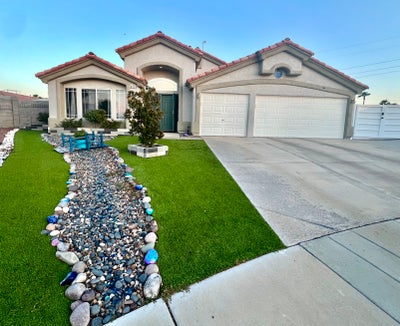 Henderson 1 bedroom with private bathroom Main Photo