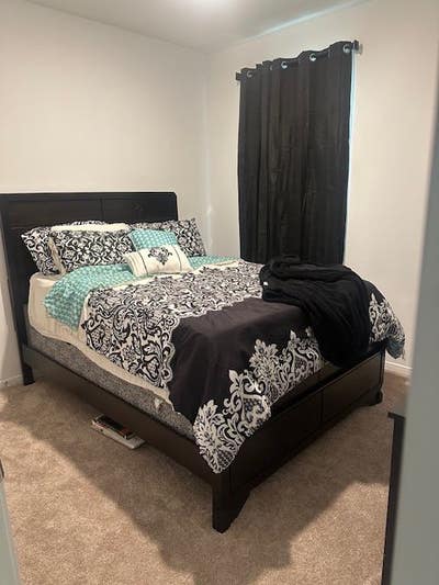 Room for Rent of FM242 – Utilities Included Main Photo