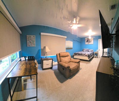 Whale BedRoom Shared Bathroom Dania Beach Jai Alai Main Photo