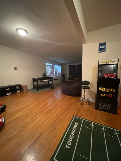 Large fully furnished bedroom with utilities  Main Photo