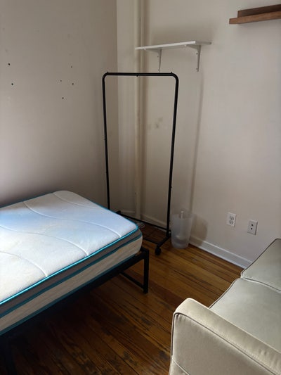 Room in Astoria, Queens Main Photo