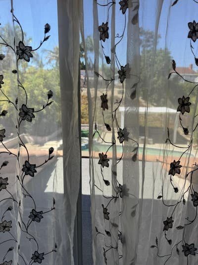 Furnished room for rent Main Photo