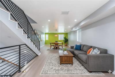 Welcome to Ostel | South Central — a modernmove_i Main Photo