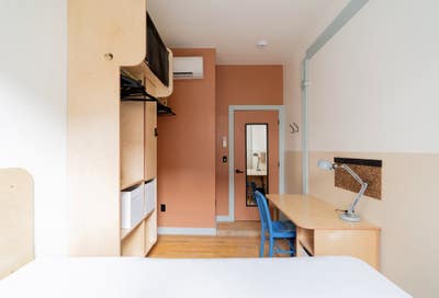 1 room available in a shared house Main Photo