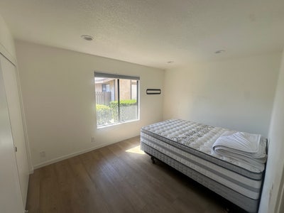 Medium Room available now!   Main Photo
