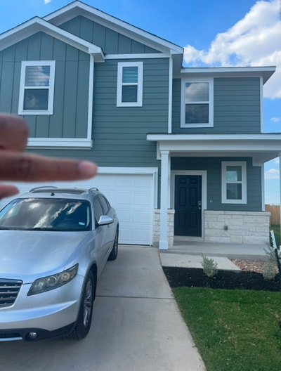 Creative Shared Home – Utilities + WiFi Included Main Photo