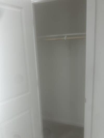 Unfurnished room for rent  Main Photo