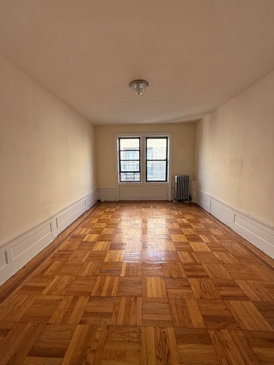 Rooms / Huge rooms / Washington Heights / Laundry Main Photo