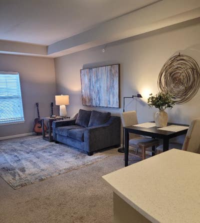 Furnished 1Brba Sq Ftentire Unit Main Photo