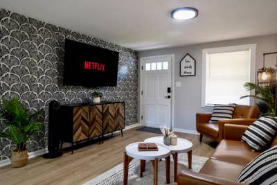 All Inclusive, Even Home Cleanings! Live Close to  Main Photo