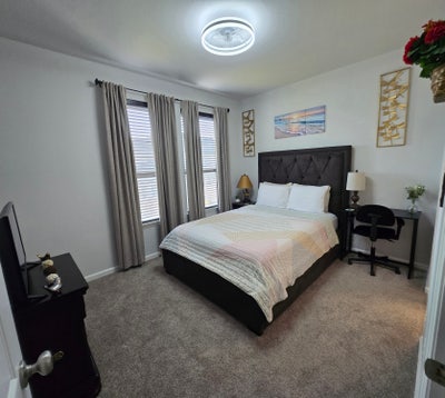 A Cozy Room with private bath (Utilities Included) Main Photo