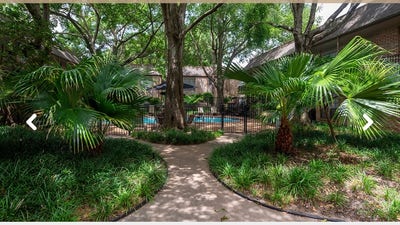 Nice bedroom with private bath and walk in closet  Main Photo