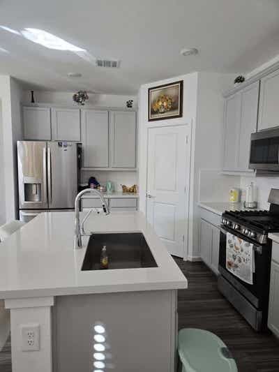 A reliable and decent roommate needed, cr 500+. Main Photo