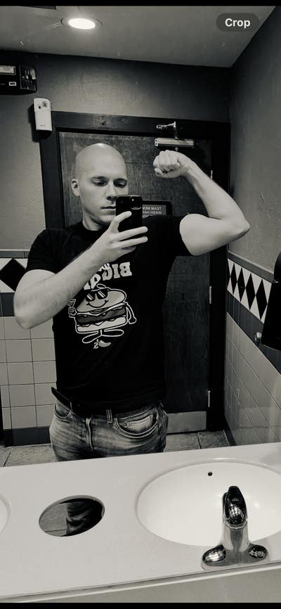 Room wanted in Austin, TX Main Photo