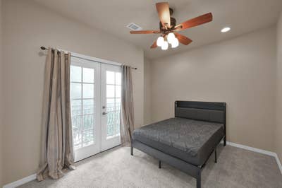 Beautiful & comfy Houston House with proximity to  Main Photo