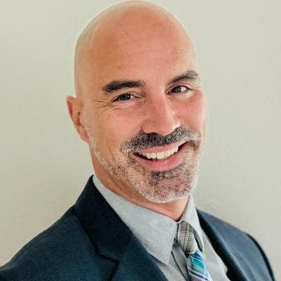 $1000 Budget, Male, 52, Ready To Move In Main Photo