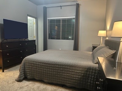 Individual Roommate  Main Photo