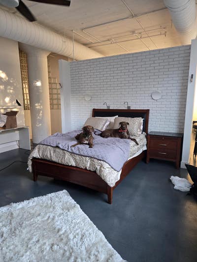 Loft Apartment in the Farmers Market District Main Photo