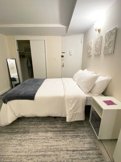 Private & Spacious bedroom on Upper East Side Main Photo