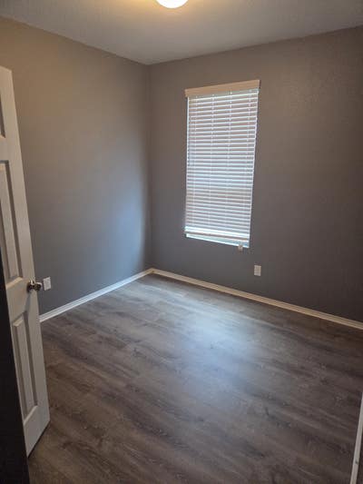 Need Roommate for my home in Jarrell.  Main Photo