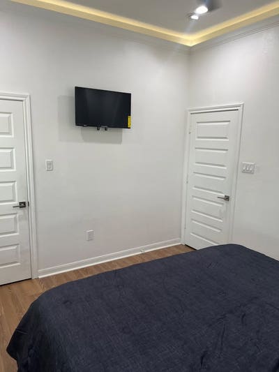 Private Room for Rent – $260/Week | All Utilities  Main Photo