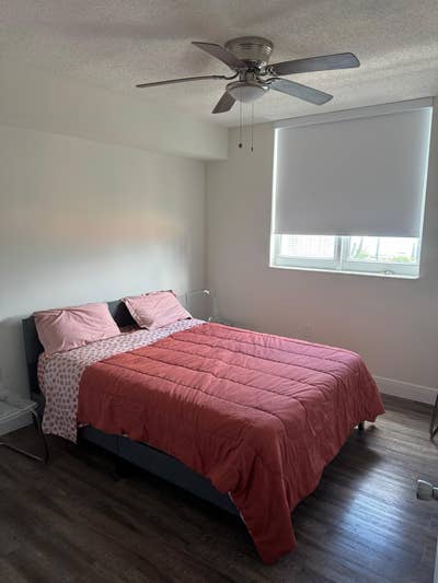 Room for rent  Main Photo