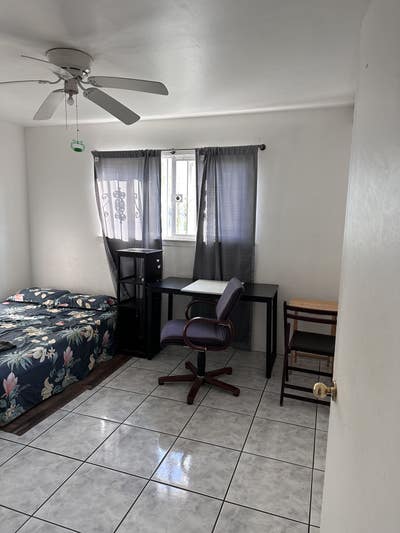 Roommate wanted Main Photo