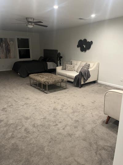 Basement for rent Main Photo