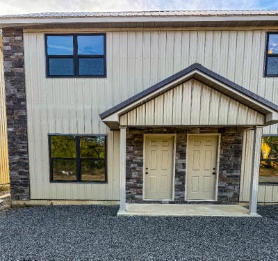 New Townhouse in Great Location 2 Bed 1  Bath Main Photo