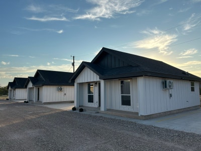 Charming Single Unit Home in Eagle Pass | 229 Dub  Main Photo