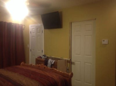 Large bedroom for rent Main Photo